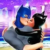 Catwoman Night Kissing екранна снимка на играта