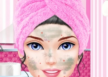 Glam Doll Salon game screenshot